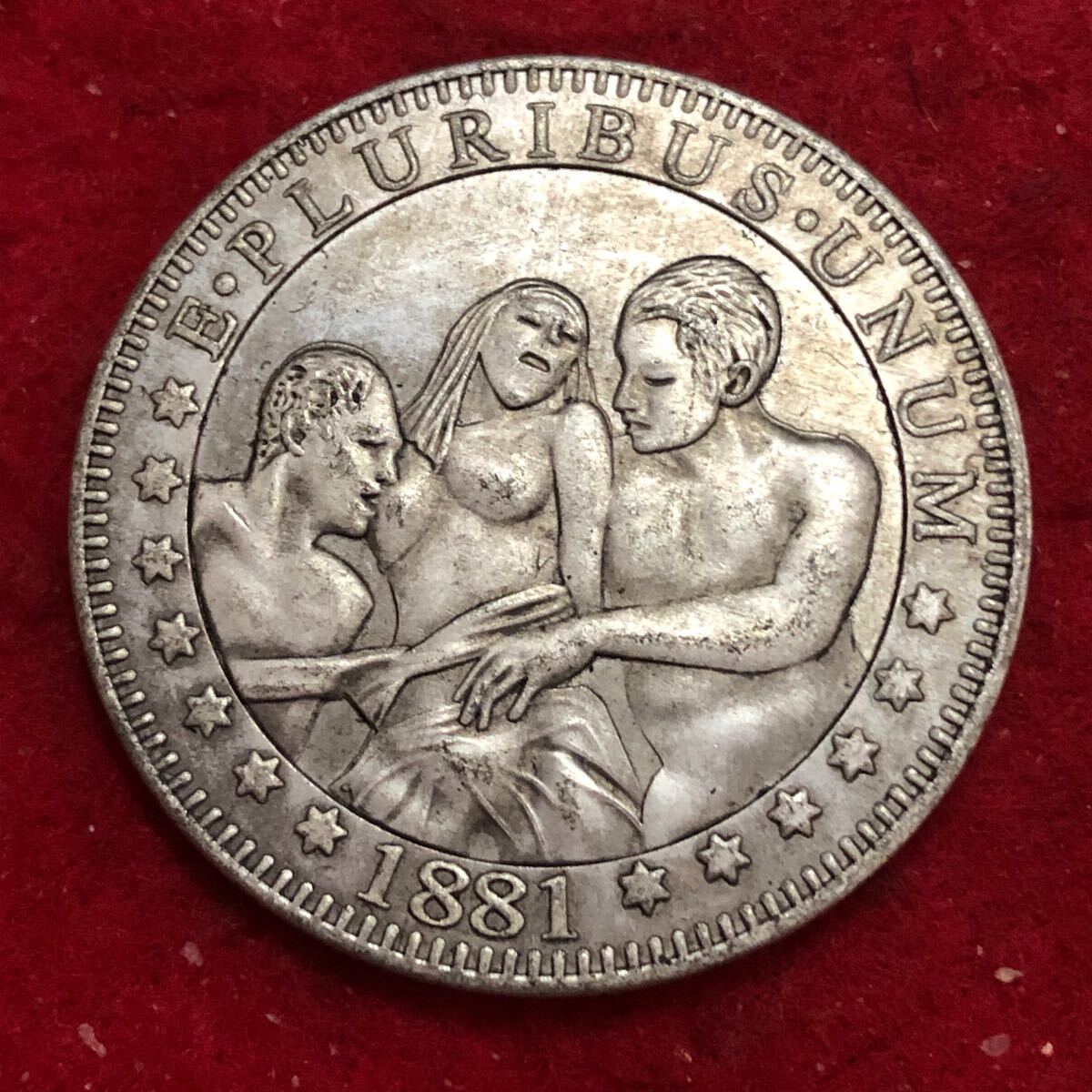 外国古銭 アメリカ 1881年 ONE DOLLAR イーグル 一円銀貨 大型 外国古銭 アメリカ 1881年 ONE DOLLAR イーグル 一円銀貨 大型