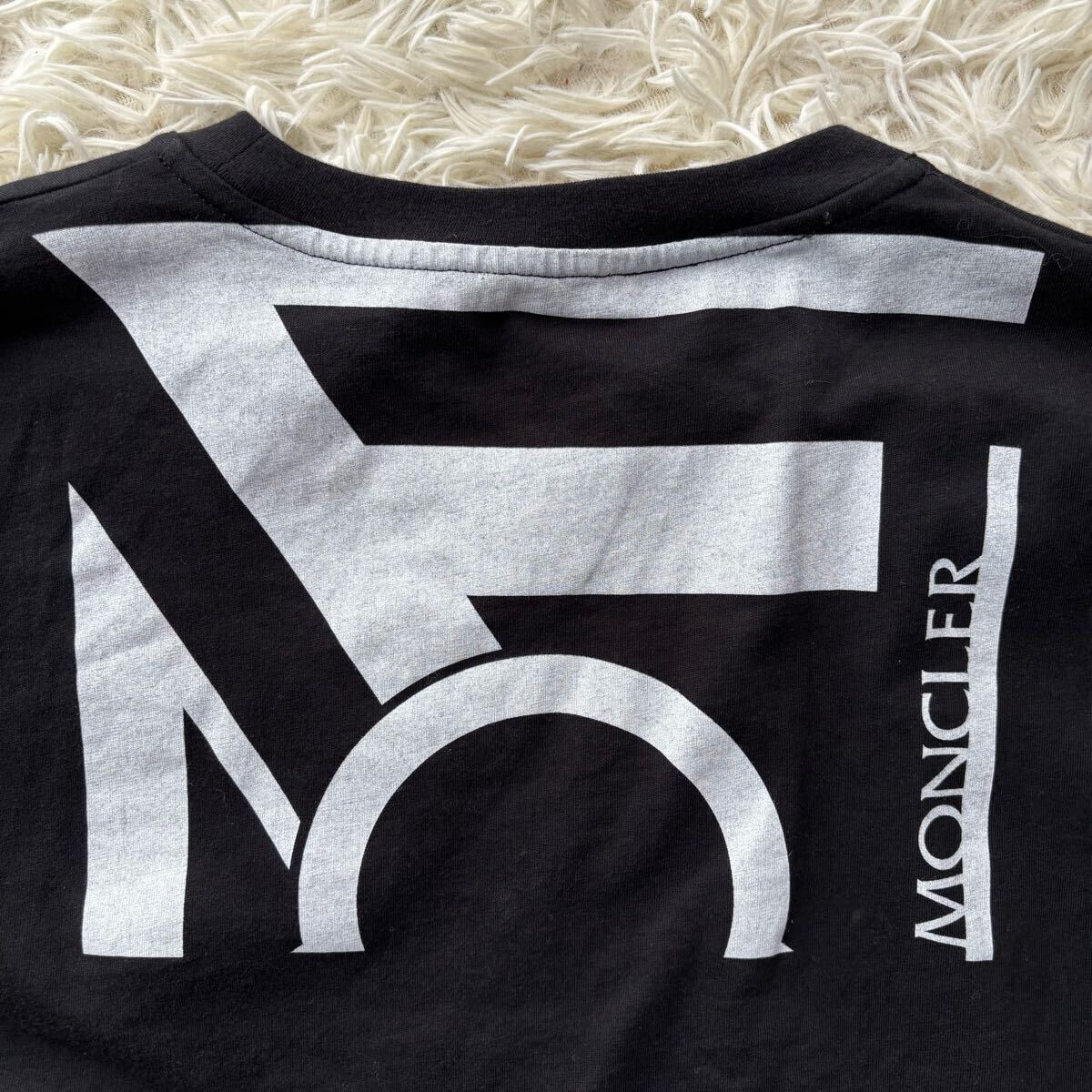 激レア 美品】MONCLER モンクレール CRAIG GREEN ロンT 長袖T 激レア 美品】MONCLER モンクレール CRAIG GREEN ロンT 長袖T