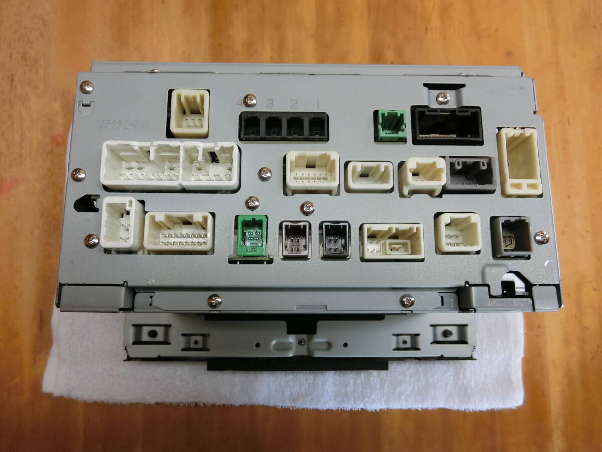 トヨタ純正 9インチ SDナビ フルセグ NSZT-Y68T 純正ナビ連動 トヨタ純正 9インチ SDナビ フルセグ NSZT-Y68T 純正ナビ連動