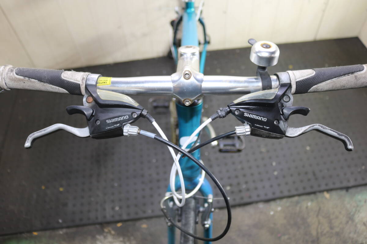 人気良品!GIANT ESCAPE R3 700C アルミ 24速 500mm BLUE クロス 人気良品!GIANT ESCAPE R3 700C アルミ 24速 500mm BLUE クロス