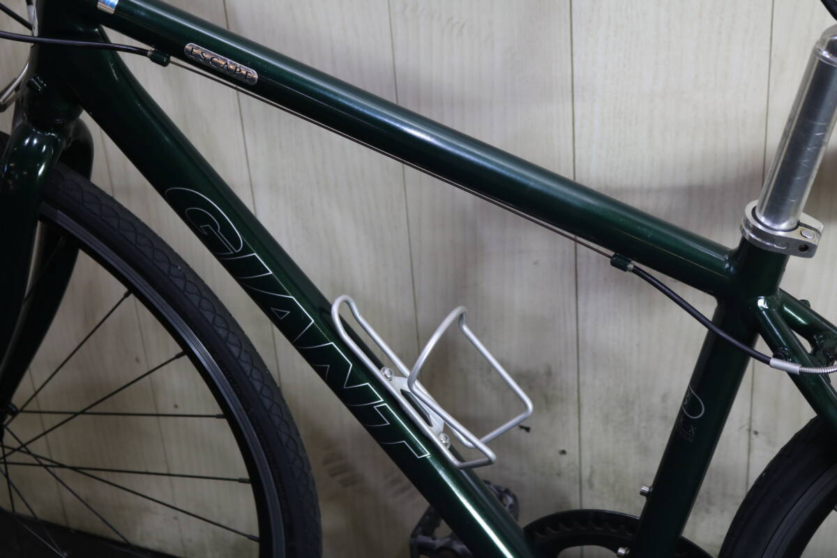 人気良品!GIANT ESCAPE R3 700C アルミ シマノ8速 430mm GREEN 人気良品!GIANT ESCAPE R3 700C アルミ シマノ8速 430mm GREEN