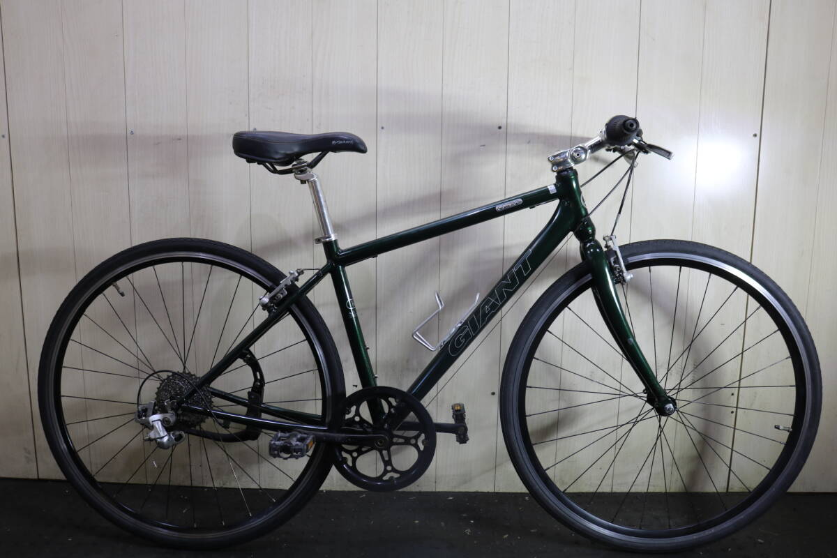 人気良品!GIANT ESCAPE R3 700C アルミ シマノ8速 430mm GREEN 人気良品!GIANT ESCAPE R3 700C アルミ シマノ8速 430mm GREEN