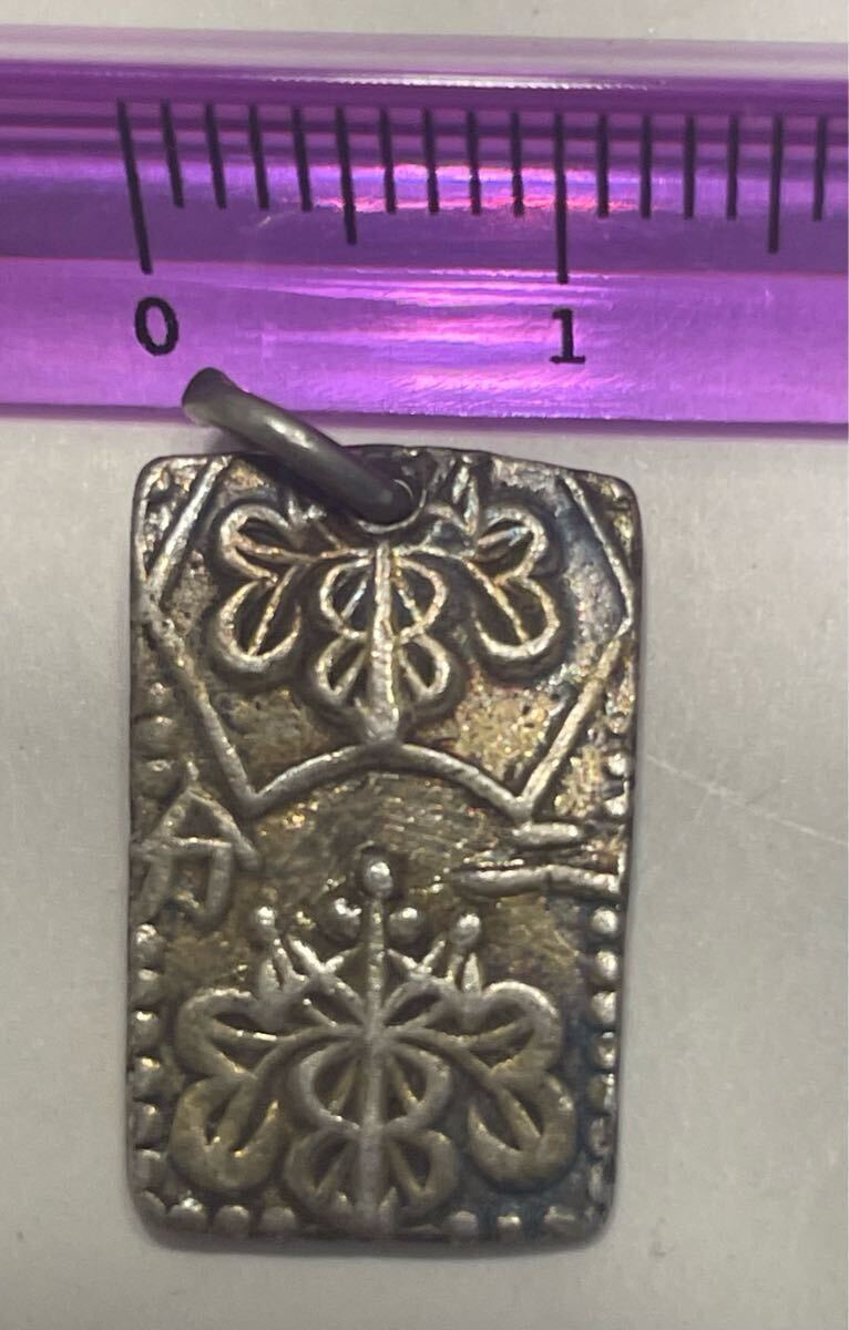 明治 二分判金 穴あき 古銭コレクション(貨幣)|売買された 明治 二分判金 穴あき 古銭コレクション(貨幣)|売買された