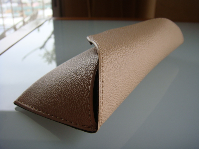 ◆ CURIOSITE＆B キュリオジテ メガネケース サングラスケース レザー調 タンカラー スミス デルフォニックス 眼鏡 めがね レターパック発_画像8