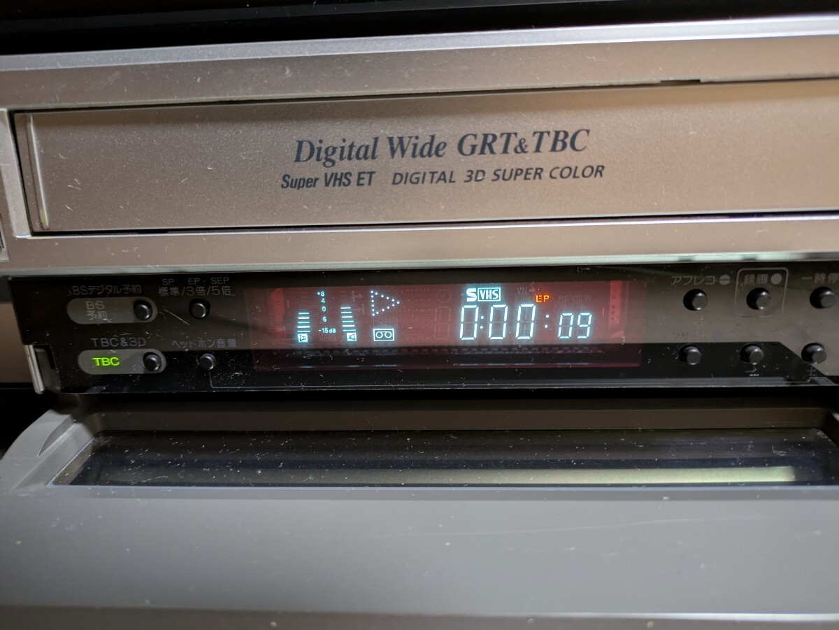 ビクタービデオデッキ HR-VFG1・中古品(S-VHSビデオデッキ ビクタービデオデッキ HR-VFG1・中古品(S-VHSビデオデッキ