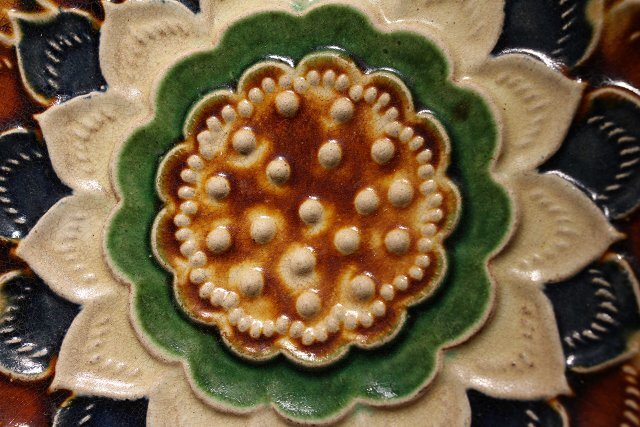 実業家コレクト放出 452 唐時代 唐三彩皿 蓮花 径約21.2cm (検 実業家コレクト放出 452 唐時代 唐三彩皿 蓮花 径約21.2cm (検