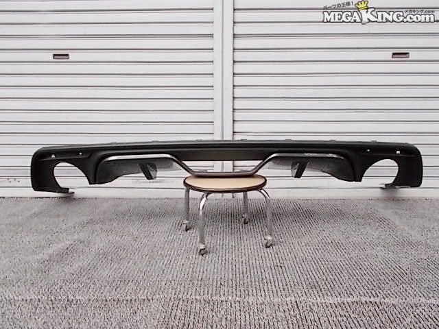 2015~2017年 Ford フォード MUSTANG マスタング 純正 ノーマル リア アンダースポイラー ディフューザー付き V6 V8 ☆ / J8-426_画像1