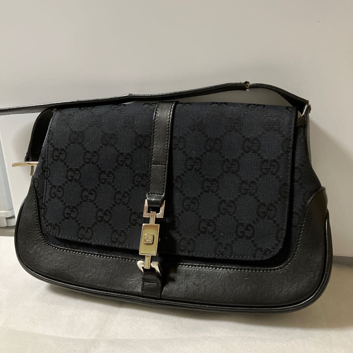 GUCCI ワンショルダーバッグ オールドグッチ キャンバス地 GG GUCCI ワンショルダーバッグ オールドグッチ キャンバス地 GG