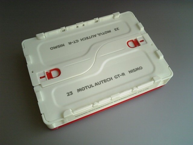 日産純正 nismo コンテナボックス白 限定 R35 R34 R33 R32 GTR RZ34 Z34 Z33 Z32 Z31 S130 S30 S15 S14 S13 シルビア 180SX PGC10 S130 S30