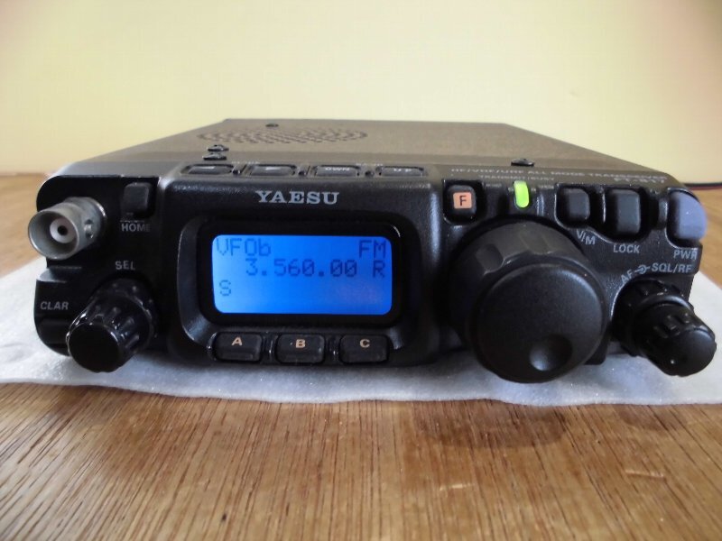 ヤエス YAESU FT-817 HF~430MHz オールモード ポータブル ヤエス YAESU FT-817 HF~430MHz オールモード ポータブル