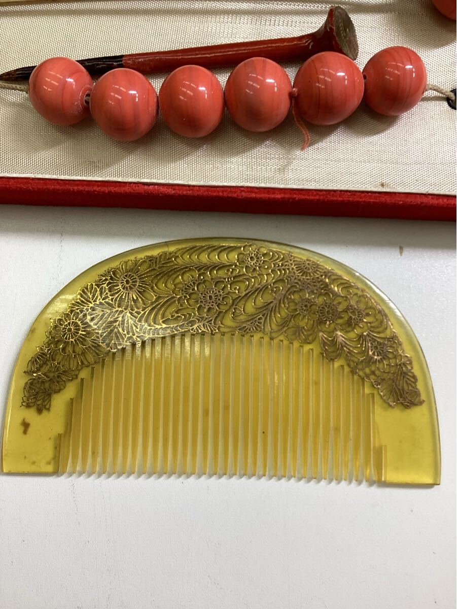 和装小物 かんざし くし 髪飾り 珊瑚 べっ甲漆 螺鈿 まとめ 和装小物 かんざし くし 髪飾り 珊瑚 べっ甲漆 螺鈿 まとめ