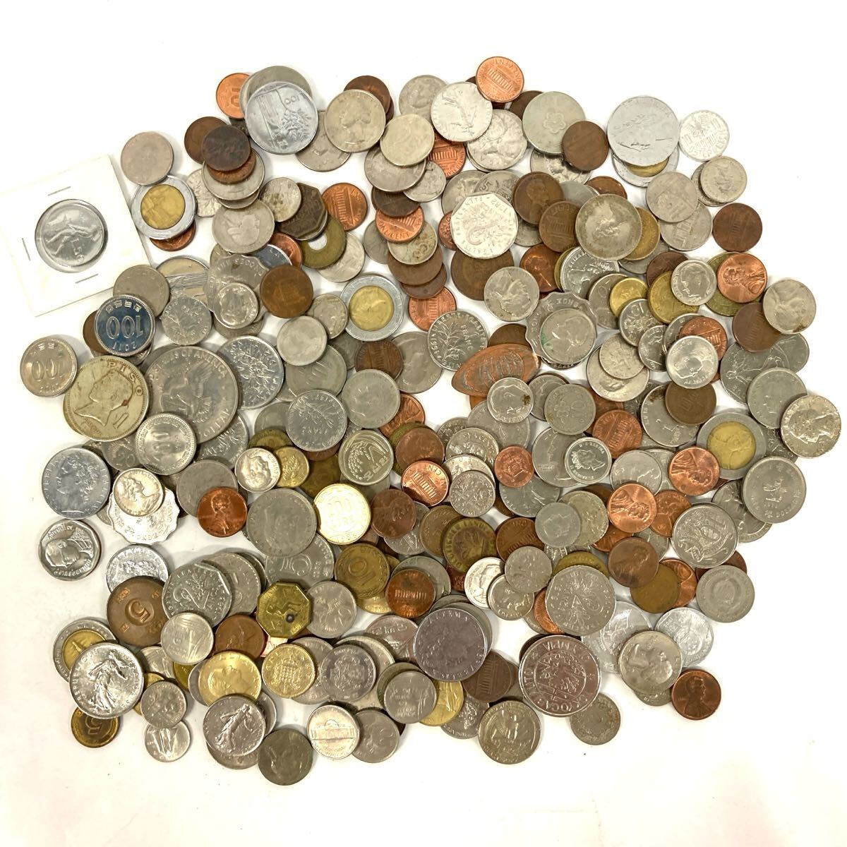 古銭 外貨 まとめ 総重量約1299.66g 外国銭 外国コイン 香港 古銭 外貨 まとめ 総重量約1299.66g 外国銭 外国コイン 香港