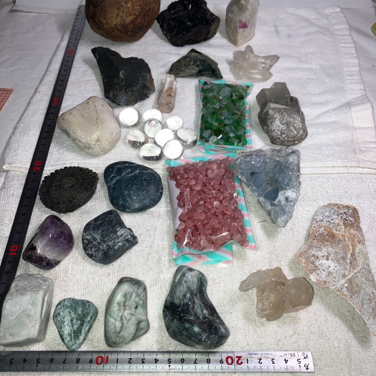 原石 天然石 鉱物 パワーストーン 水晶 瑪瑙 翡翠 和田玉 黒曜石 原石 天然石 鉱物 パワーストーン 水晶 瑪瑙 翡翠 和田玉 黒曜石