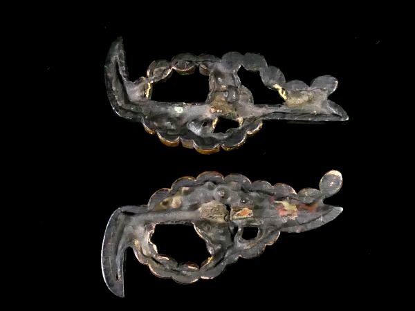 [ меч принадлежности #3972] {S класс } ( шедевр глаз .) завершение прекрасный! деликатный . конструкция включено .... серп map красный медь металлы цветная роспись [ выражение нет. пик. шедевр глаз ..!]