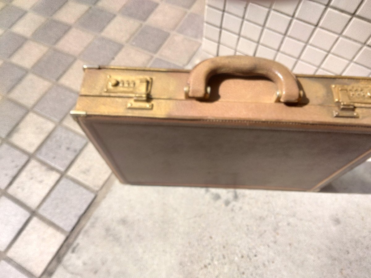 グッチ:イタリア:アタツシューケース