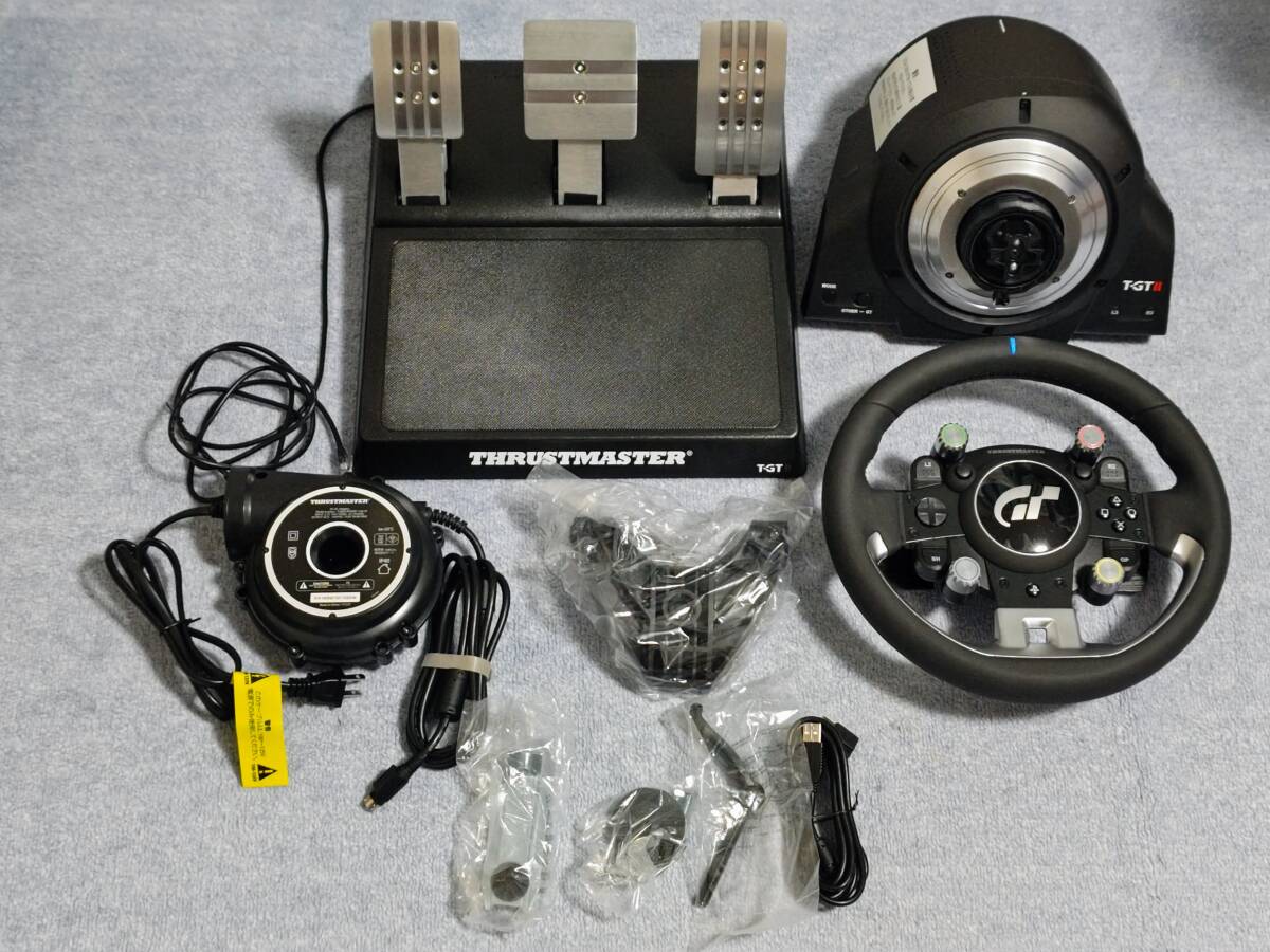 中古・美品 Thrustmaster スラストマスター T-GT II 中古・美品 Thrustmaster スラストマスター T-GT II