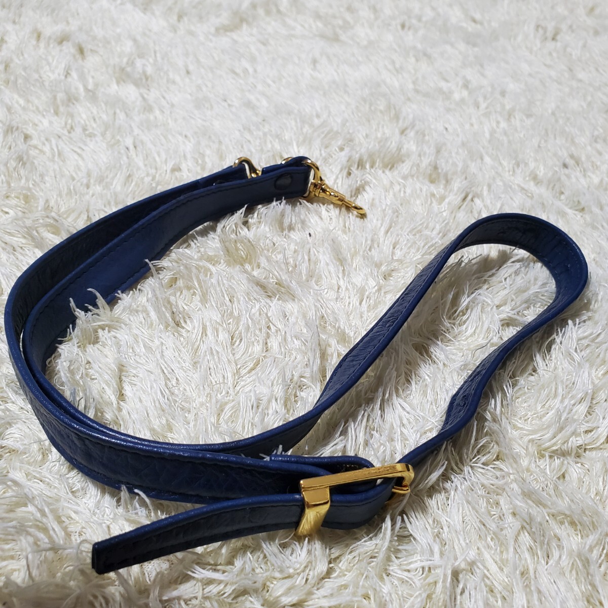 美品　オーストリッチ　2way　ハンドバッグ　ターンロック　ゴールド金具　ブルー