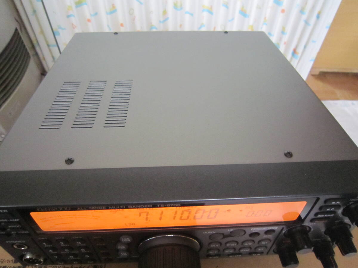 ケンウッド TSー 570S オールモード機 定格出力 :: 100w ケンウッド TSー 570S オールモード機 定格出力 :: 100w
