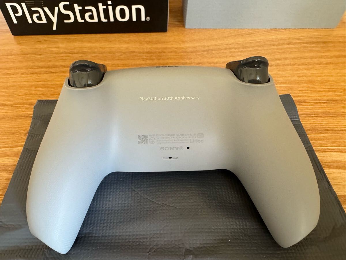 PS5 純正ワイヤレスコントローラー DualSense 30周年 PS5 純正ワイヤレスコントローラー DualSense 30周年