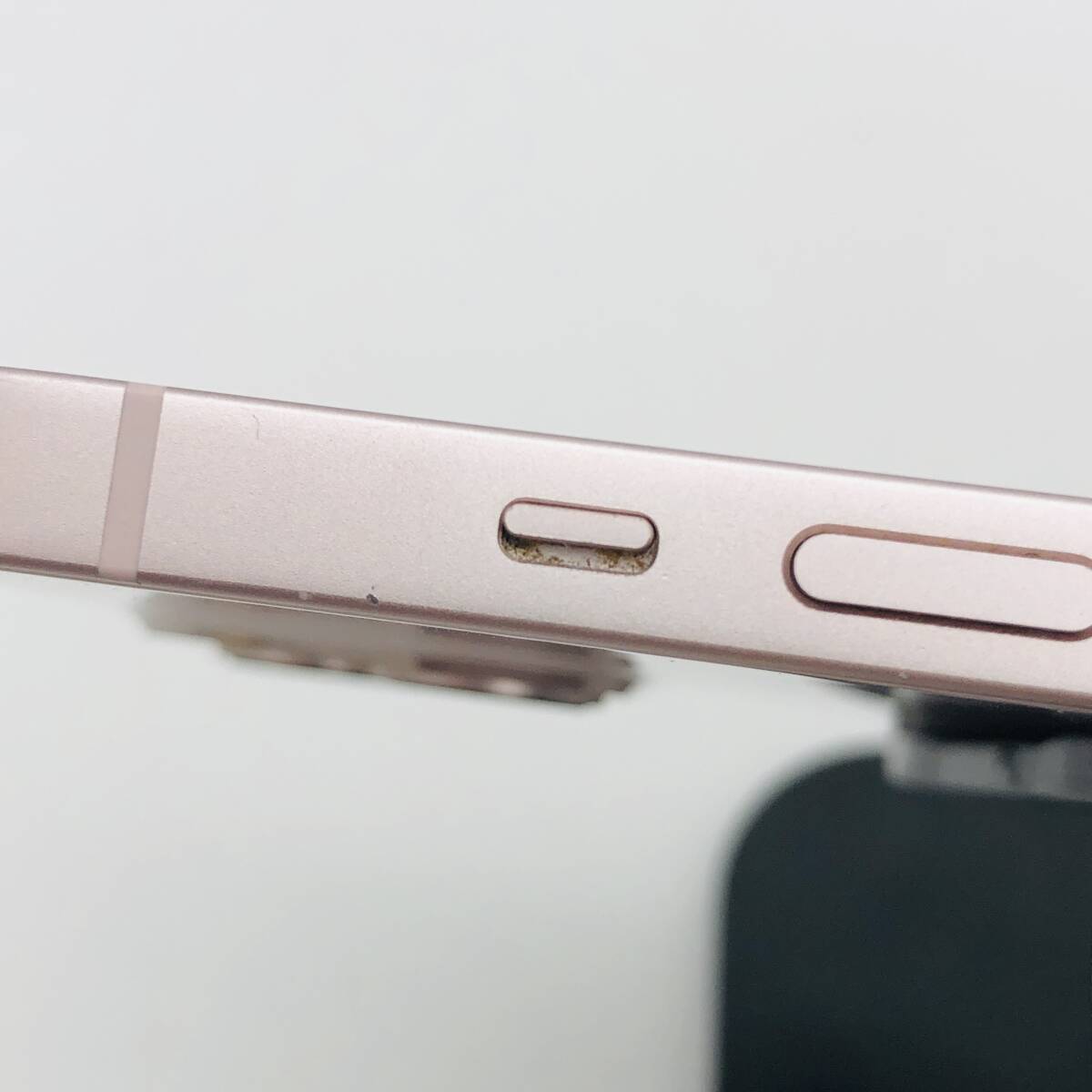 APPLE iPhone13 ピンク 128GB 画面傷あり カメラ割れ有り APPLE iPhone13 ピンク 128GB 画面傷あり カメラ割れ有り