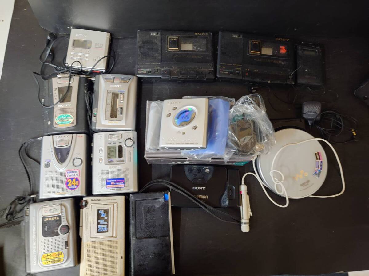 67 SONY カセットレコーダー MDウォークマン CDプレーヤー 通電 67 SONY カセットレコーダー MDウォークマン CDプレーヤー 通電