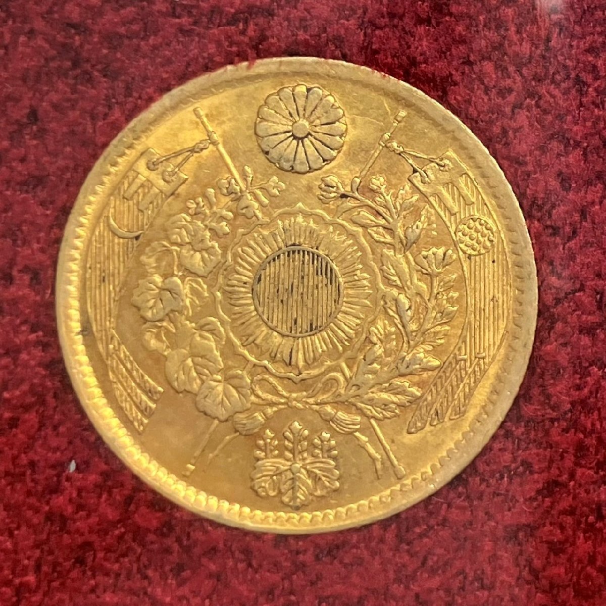 ◇ 財務省放出 近代金貨 旧2円 金貨 美品A 明治3年 1870年 金900 ◇ 財務省放出 近代金貨 旧2円 金貨 美品A 明治3年 1870年 金900