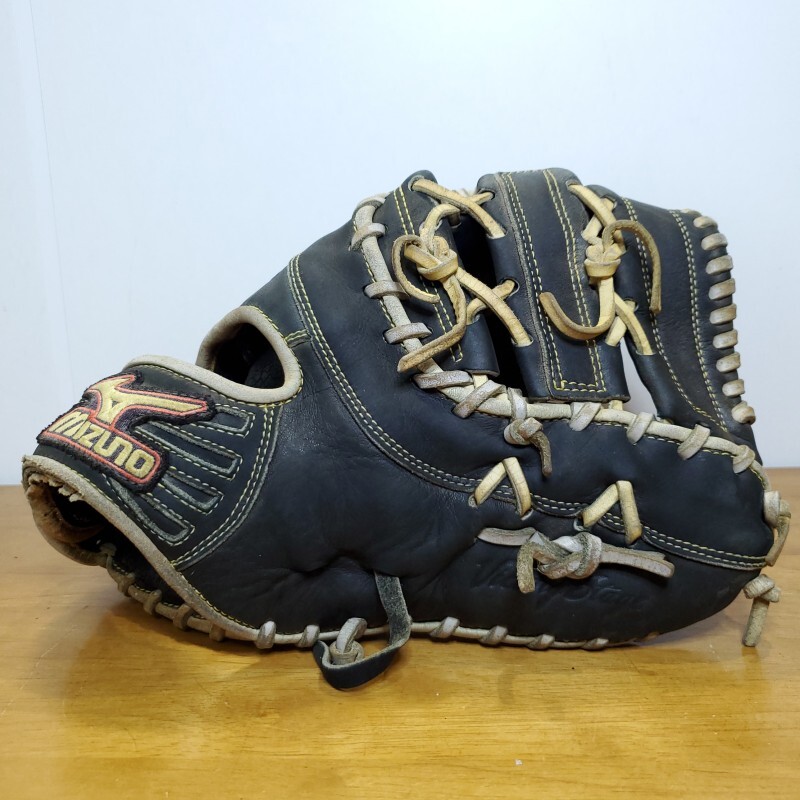 ミズノ MIZUNO 新井貴浩モデル 限定モデル 児童用 ファースト ミズノ MIZUNO 新井貴浩モデル 限定モデル 児童用 ファースト