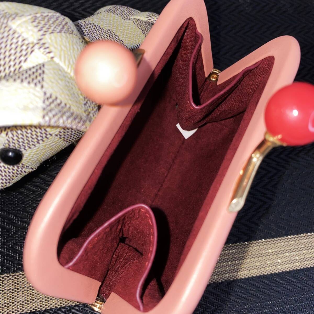 お札も収納 新品未使用 COACH キスロック がま口 コインケース お札も収納 新品未使用 COACH キスロック がま口 コインケース