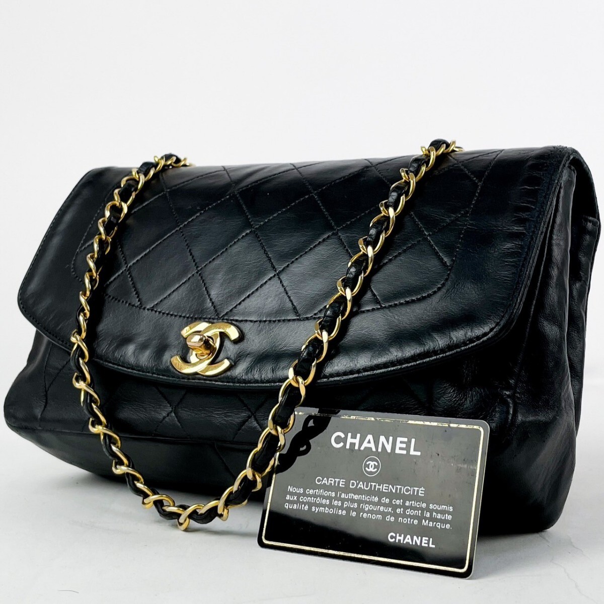 希少 シャネル CHANEL ダイアナ25 ラムスキン マトラッセ ターン 希少 シャネル CHANEL ダイアナ25 ラムスキン マトラッセ ターン