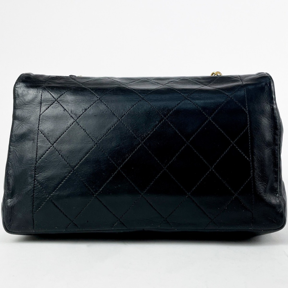 希少 シャネル CHANEL ダイアナ25 ラムスキン マトラッセ ターン 希少 シャネル CHANEL ダイアナ25 ラムスキン マトラッセ ターン