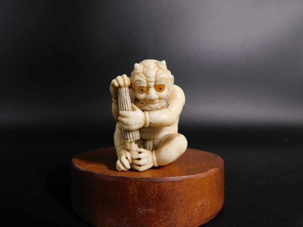 現代根付作家 巨匠 平賀胤寿 鬼に傘 根付 精密彫刻 妖怪 在銘 現代根付作家 巨匠 平賀胤寿 鬼に傘 根付 精密彫刻 妖怪 在銘