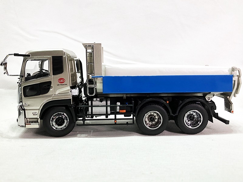 ジャンク◇ UDトラックス / 京商 1/43 大型ダンプカー模型(国内 ジャンク◇ UDトラックス / 京商 1/43 大型ダンプカー模型(国内