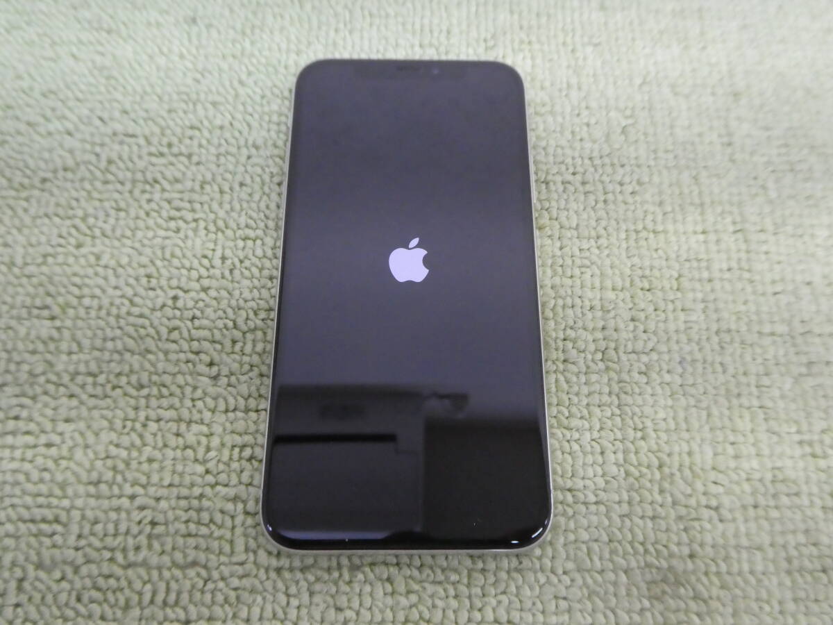 179-X87) 現状品 iPhone X 256GB シルバー ソフトバンク 制限 179-X87) 現状品 iPhone X 256GB シルバー ソフトバンク 制限