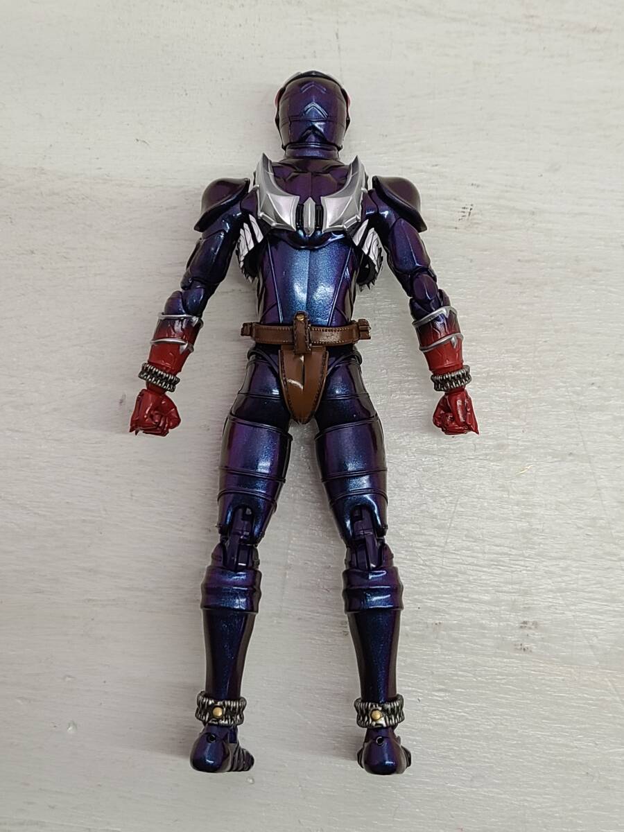 098-Q37) 中古品 S.H.Figuarts(真骨彫製法) 仮面ライダー響鬼 真