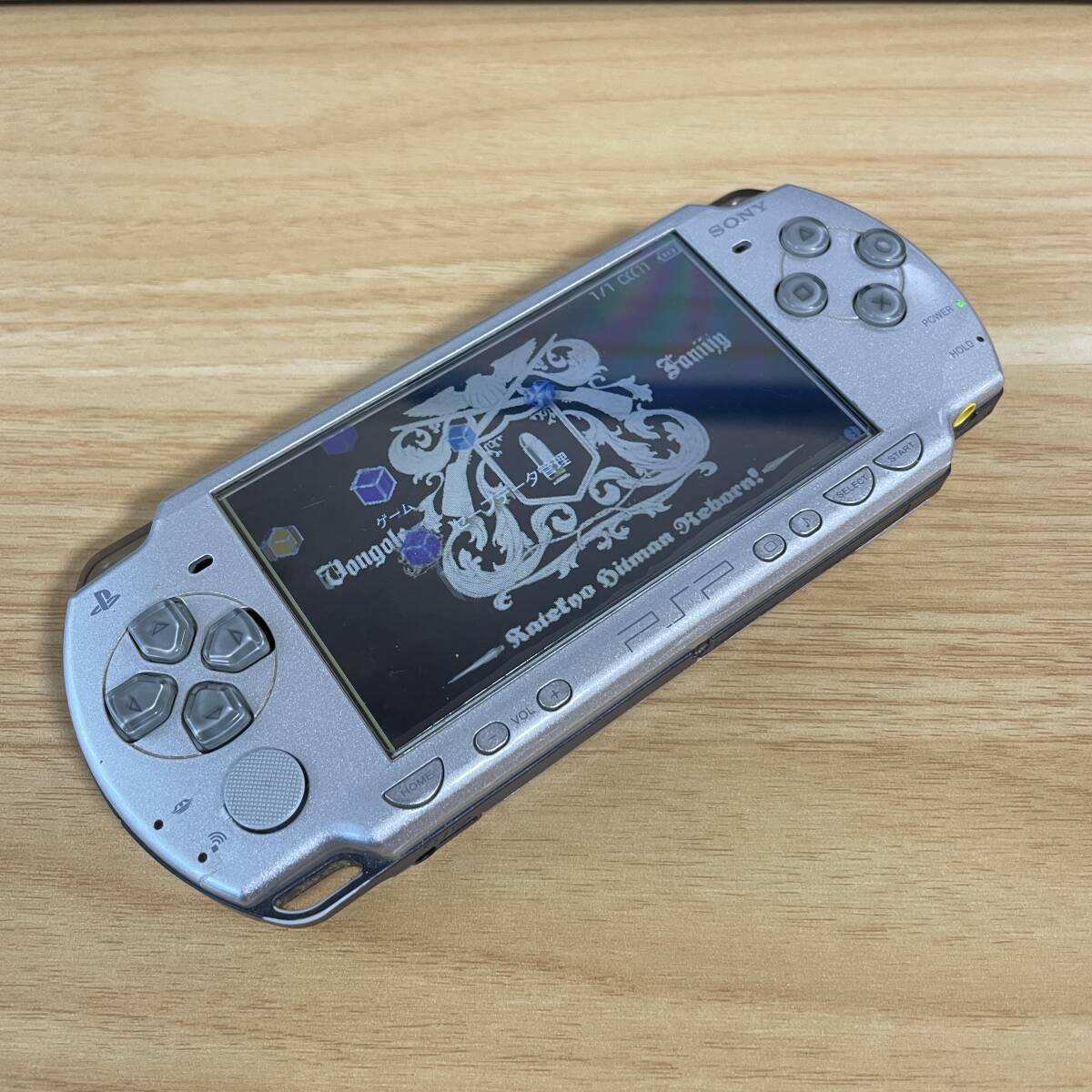 SONY PSP 2000 クライシスコア ファイナルファンタジーVII 本体 SONY PSP 2000 クライシスコア ファイナルファンタジーVII 本体