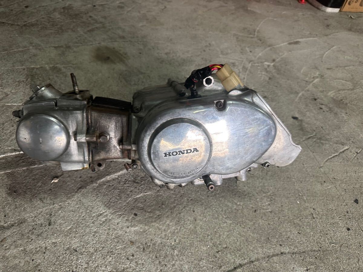 ホンダ 4l モンキー ダックス ゴリラ 75cc ボアアップ 6V 実働 ホンダ 4l モンキー ダックス ゴリラ 75cc ボアアップ 6V 実働