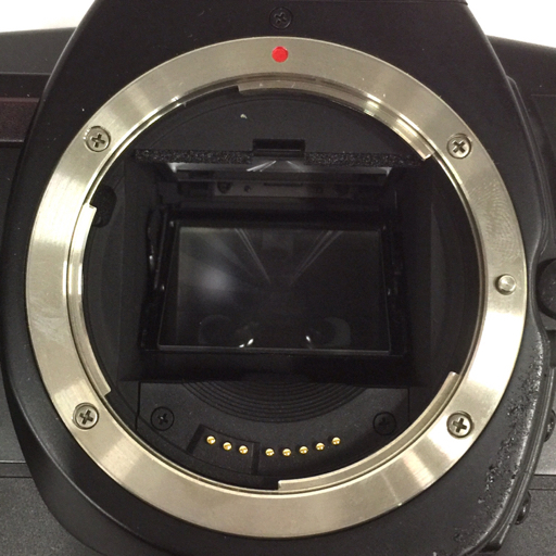 Canon EOS 650 EF 35-70mm 1:3.5-4.5 一眼レフフィルムカメラ Canon EOS 650 EF 35-70mm 1:3.5-4.5 一眼レフフィルムカメラ