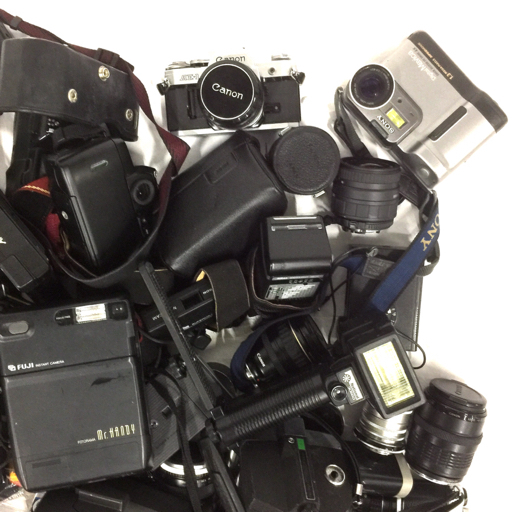 キャノン AE-1 フィルム一眼レフカメラ 他 ニコン F-801 等 キャノン AE-1 フィルム一眼レフカメラ 他 ニコン F-801 等