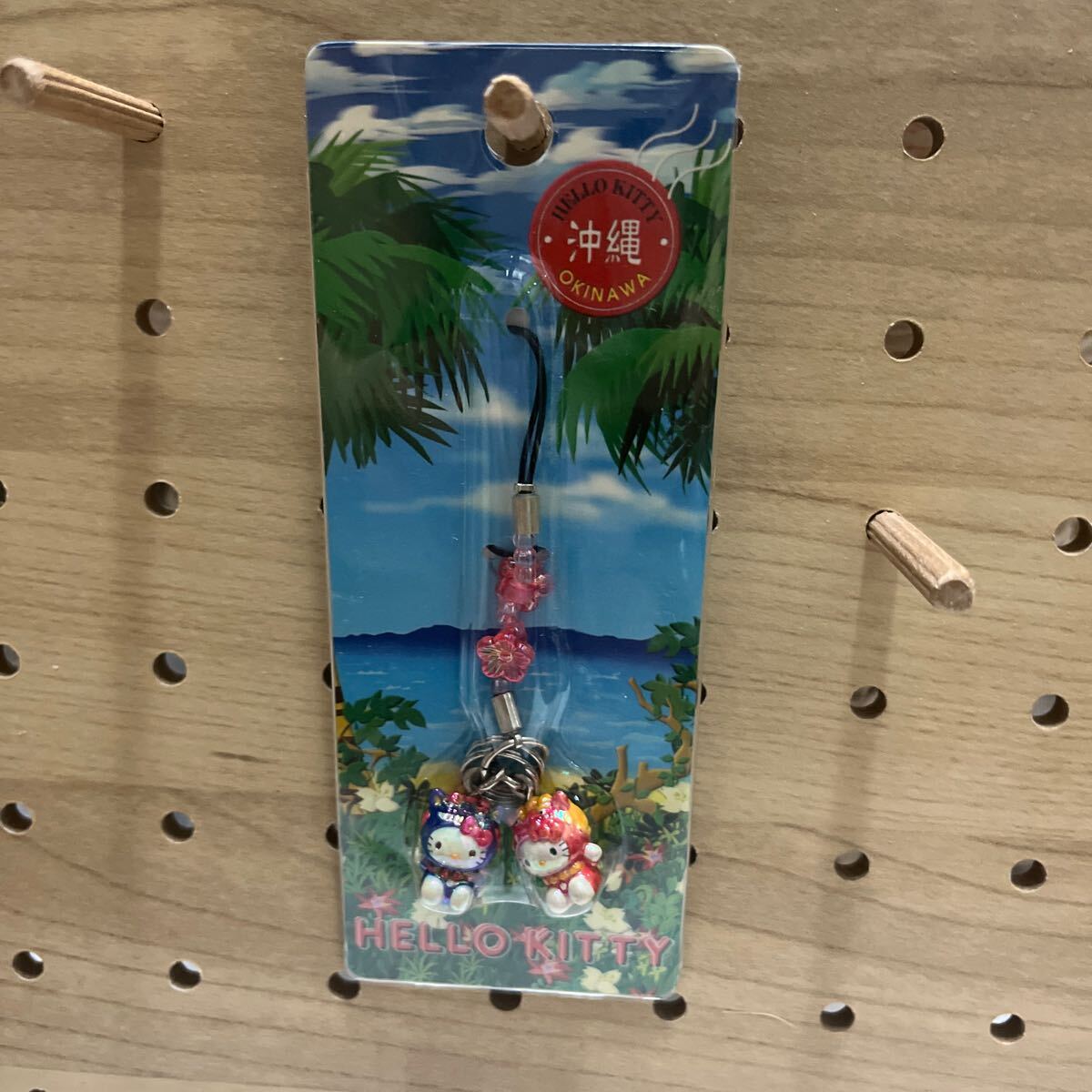 ご当地キティ ショート ストラップ 沖縄限定 シーサー ご当地キティ ショート ストラップ 沖縄限定 シーサー