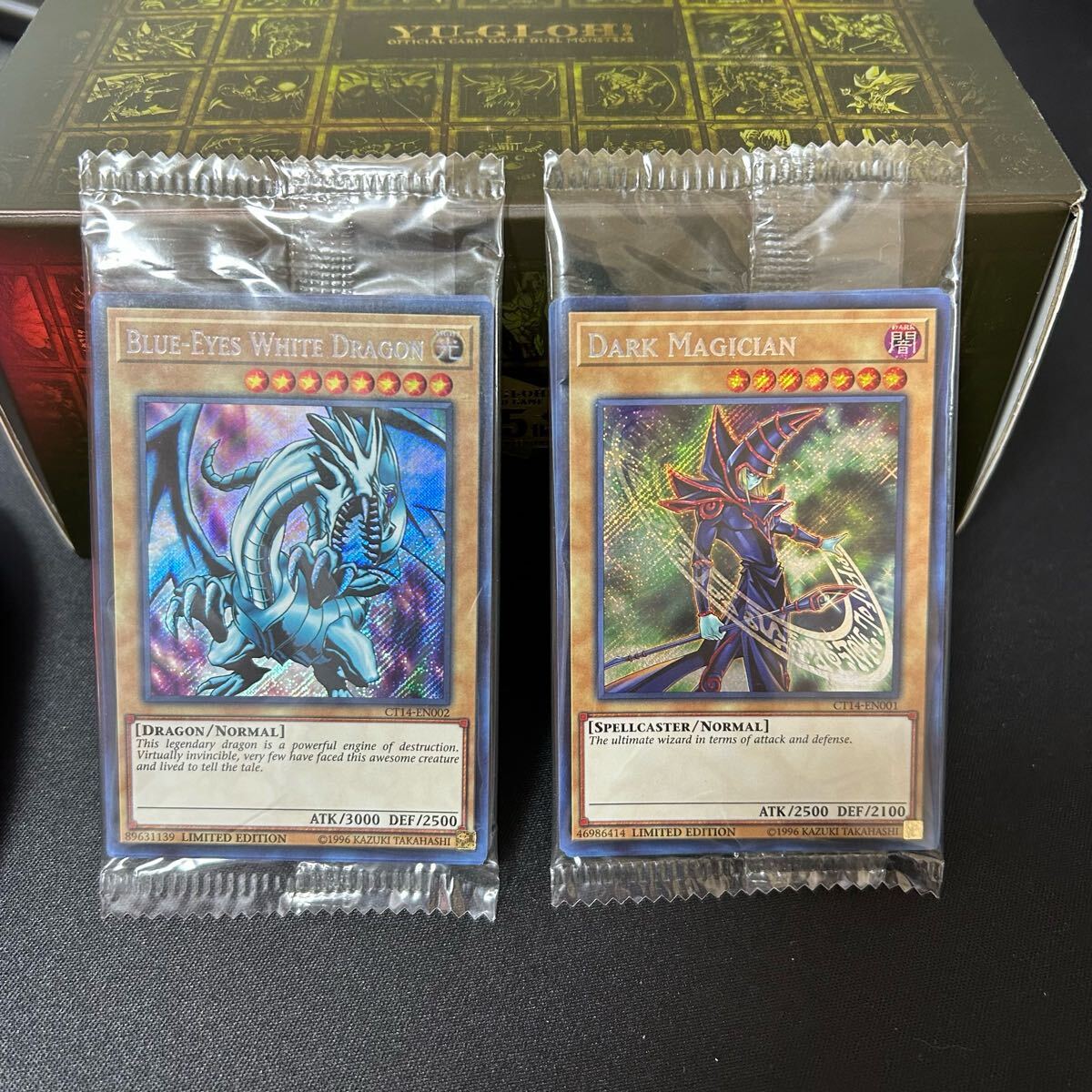 遊戯王 ct14 ブラックマジシャン 青眼の白龍 シークレットレア 遊戯王 ct14 ブラックマジシャン 青眼の白龍 シークレットレア