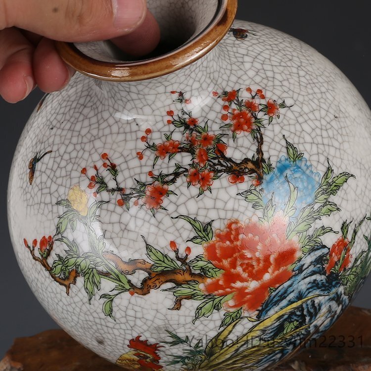 高品質 官窯焼き 粉彩描金 花瓶 磁器 景徳鎮 置物 中国陶磁 中国 高品質 官窯焼き 粉彩描金 花瓶 磁器 景徳鎮 置物 中国陶磁 中国