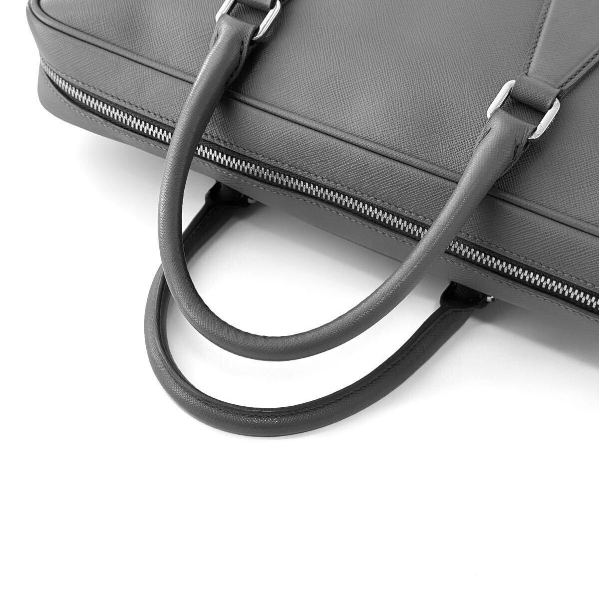 Y887【美品】PRADA/プラダ ブリーフケース ビジネスバッグ 書類 Y887【美品】PRADA/プラダ ブリーフケース ビジネスバッグ 書類