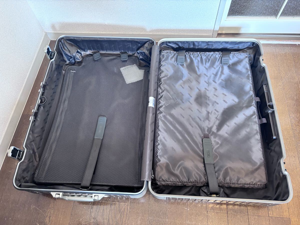 RIMOWA 924.73 TOPAS TITANIUM 82L スーツケース 4輪 シャンパン RIMOWA 924.73 TOPAS TITANIUM 82L スーツケース 4輪 シャンパン