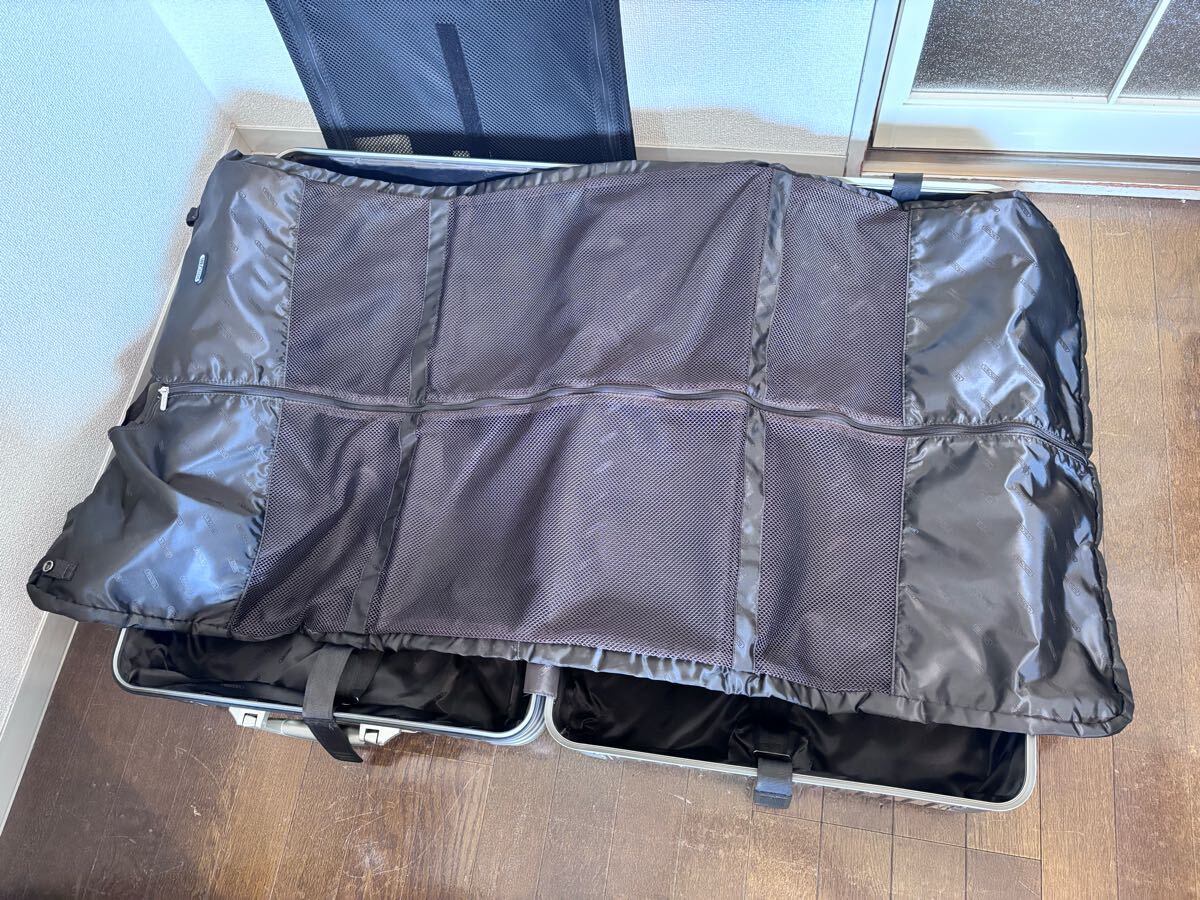 RIMOWA 924.73 TOPAS TITANIUM 82L スーツケース 4輪 シャンパン RIMOWA 924.73 TOPAS TITANIUM 82L スーツケース 4輪 シャンパン