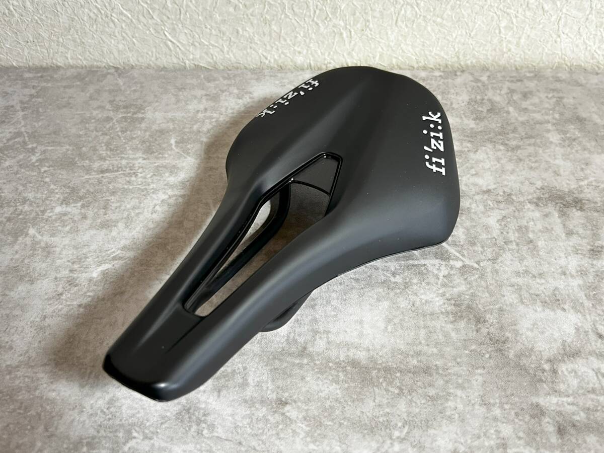 fi'zi:k/ARGO TEMPO R5 S-Alloyレール ブラック/150mm fi'zi:k/ARGO TEMPO R5 S-Alloyレール ブラック/150mm