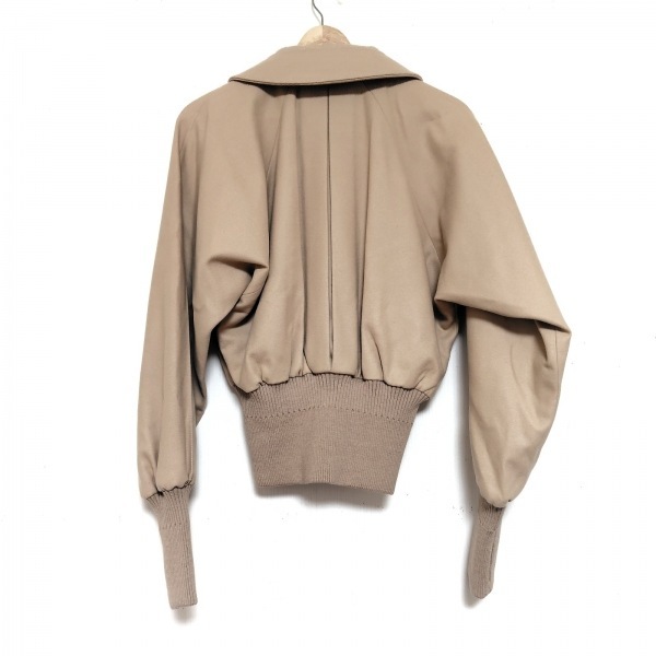 パトゥ PATOU ブルゾン サイズ34 S - ベージュ レディース 長袖/ジップアップ/秋/冬 ジャケット