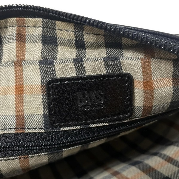 ダックス DAKS ショルダーバッグ - レザー 黒 斜めがけ バッグ