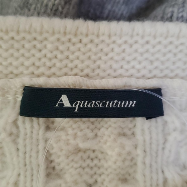 アクアスキュータム Aquascutum 長(zhǎng)袖セーター/ニット サイズ10 L - グレー×白 レディース 美品 トップス