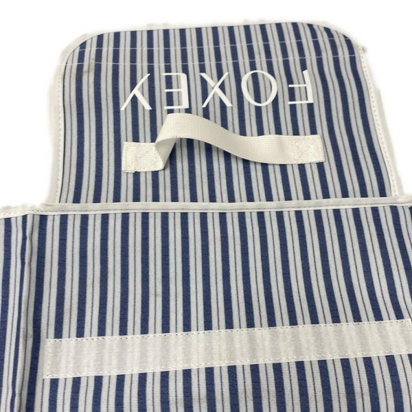 フォクシー FOXEY - 白×ネイビー×ブルーグレー ピクニックシート/ストライプ/折りたたみ/ノベルティ 美品 小物