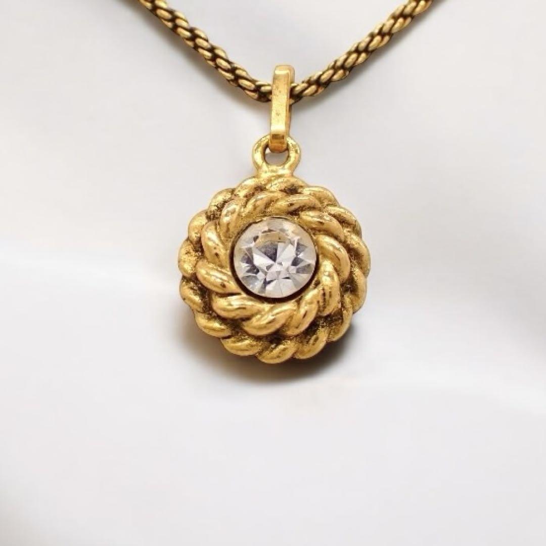 CHANEL シャネル ネックレス ペンダント 花 フラワー クリスタル CHANEL シャネル ネックレス ペンダント 花 フラワー クリスタル